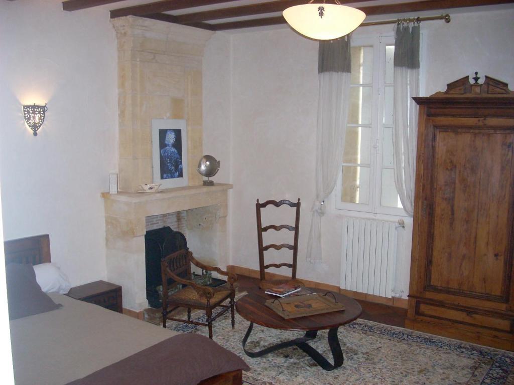 Sous Les Marronniers Bed & Breakfast Petit-Palais-et-Cornemps Luaran gambar