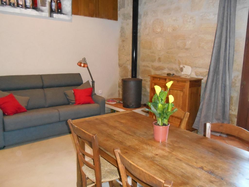 Sous Les Marronniers Bed & Breakfast Petit-Palais-et-Cornemps Luaran gambar