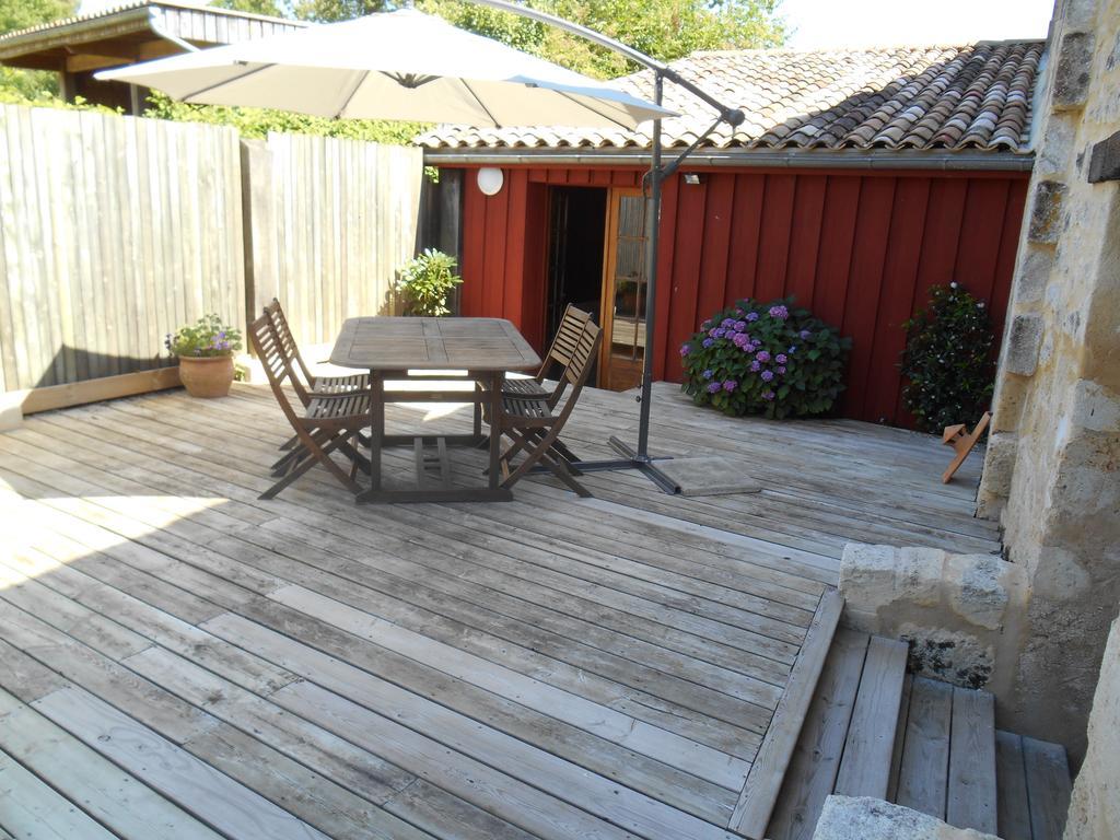 Sous Les Marronniers Bed & Breakfast Petit-Palais-et-Cornemps Bilik gambar