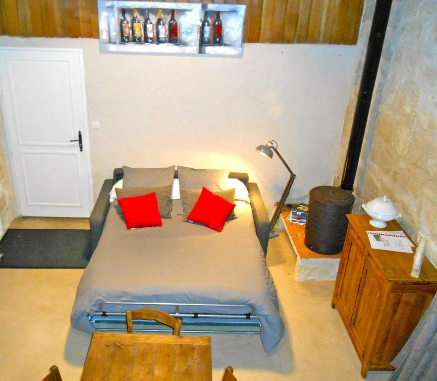 Sous Les Marronniers Bed & Breakfast Petit-Palais-et-Cornemps Luaran gambar
